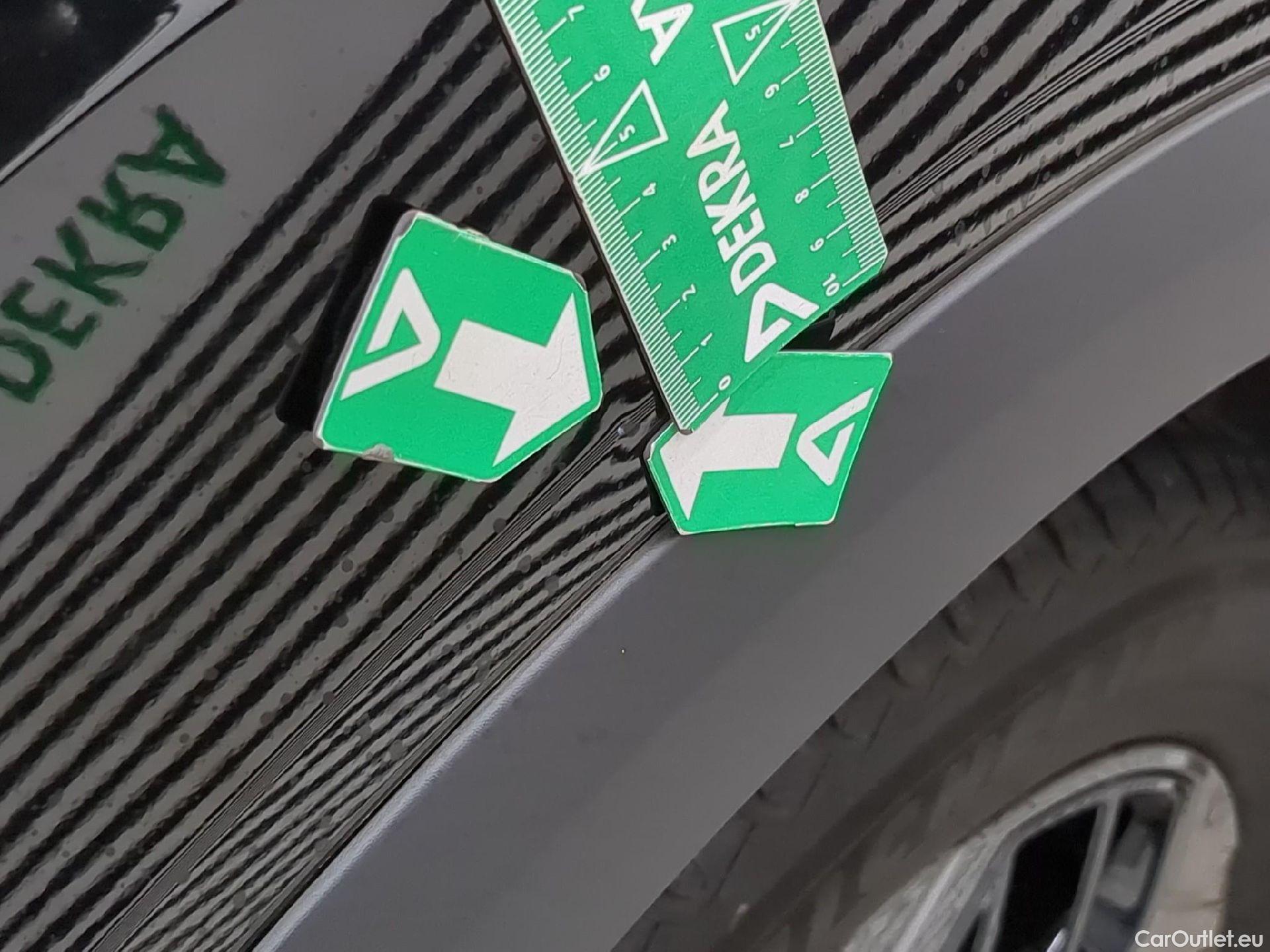  Citroen  C4 CITROEN  X / 2022 / 4P / Berline PureTech 130 S&S EAT8 Feel Pack #11