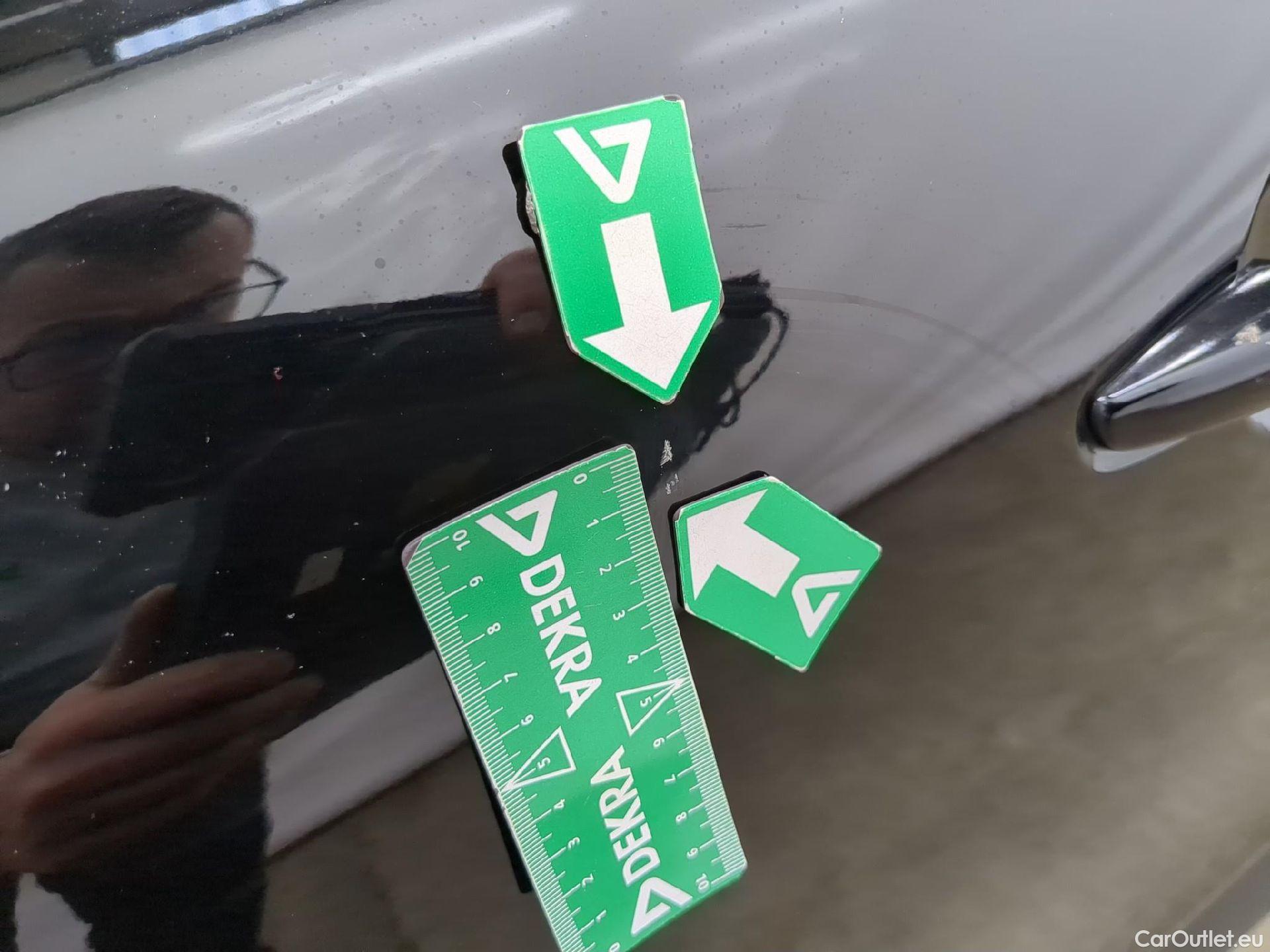  Citroen  C4 CITROEN  X / 2022 / 4P / Berline PureTech 130 S&S EAT8 Feel Pack #27