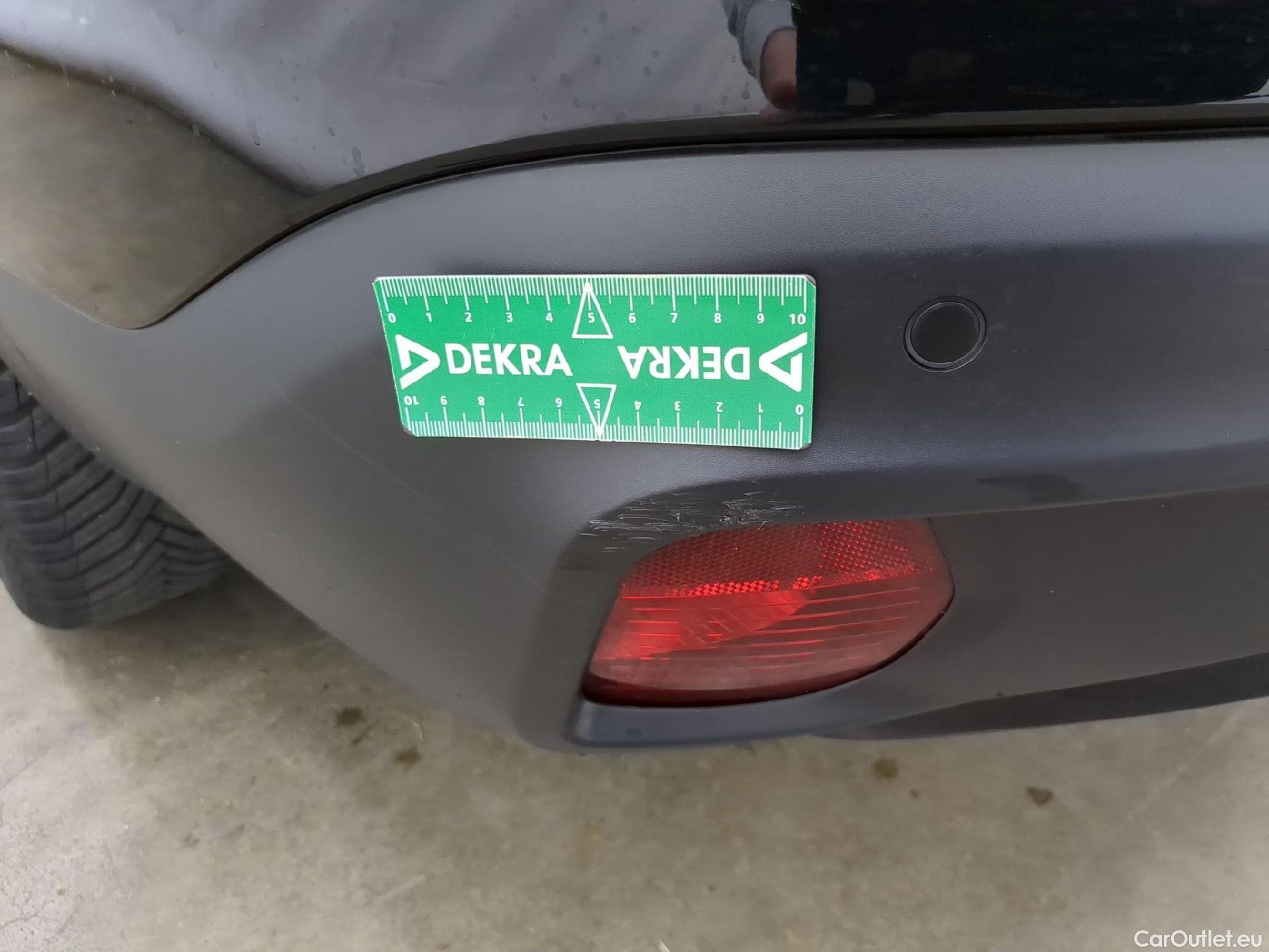  Citroen  C4 CITROEN  X / 2022 / 4P / Berline PureTech 130 S&S EAT8 Feel Pack #20