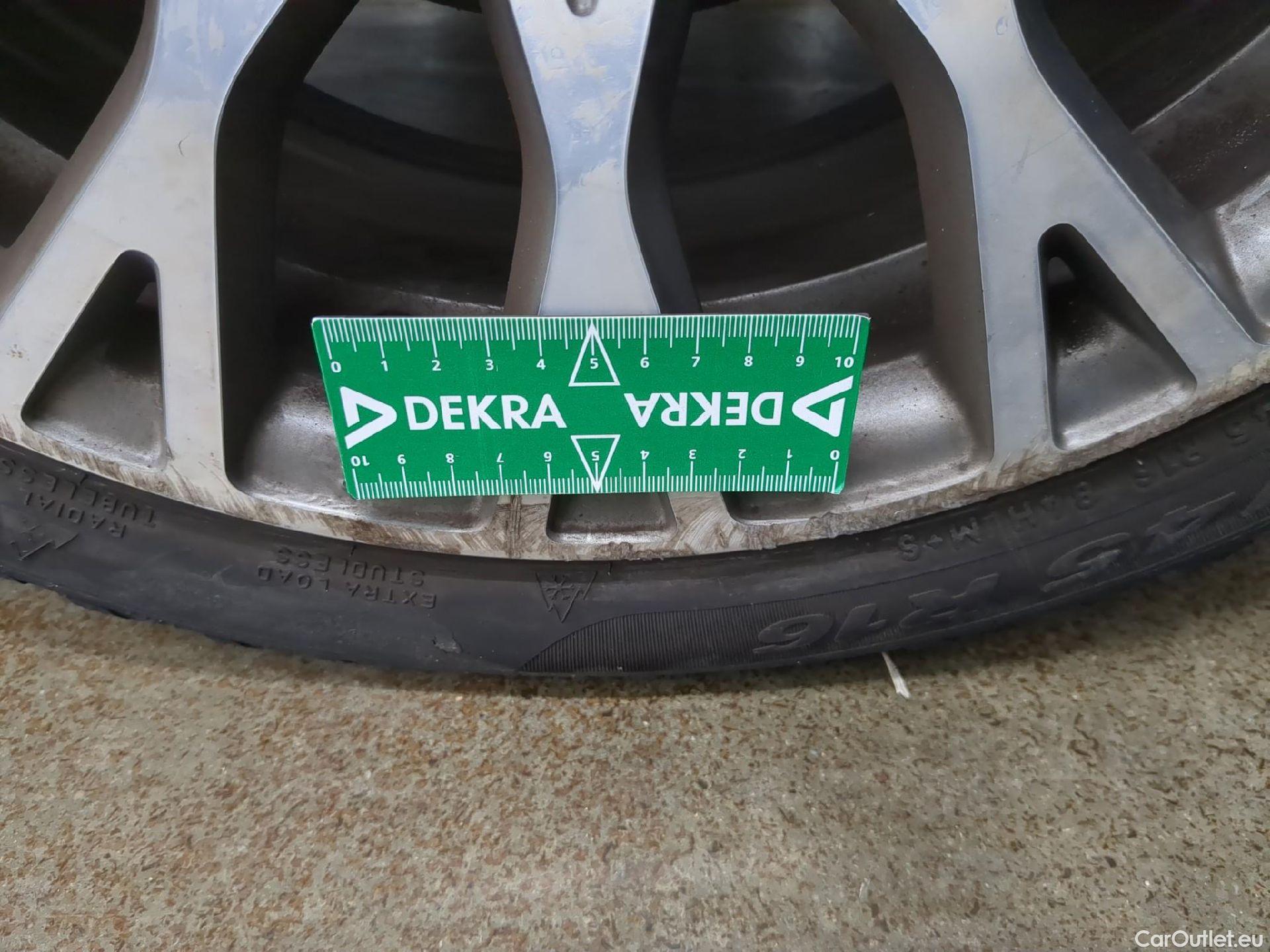  Fiat  500 FIAT  / 2015 / 3P / Berline 1.2 8V 69ch Star #4