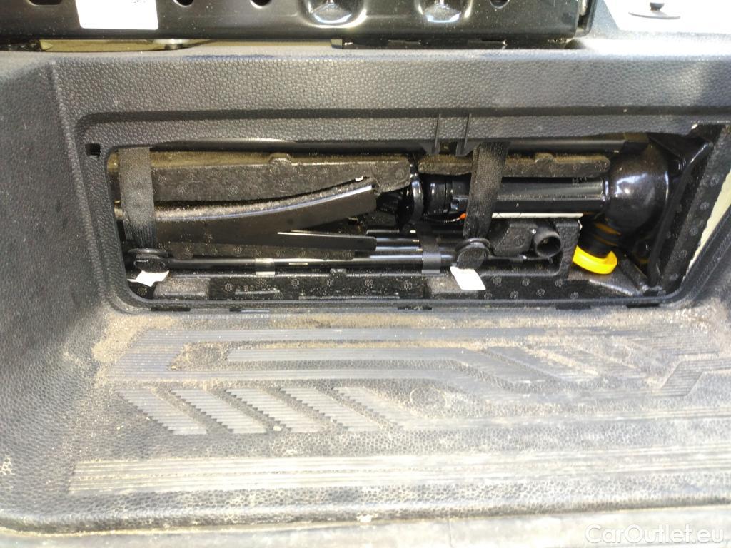  Ford  Transit FORD   2019  4P  Fourgon tôlé E 390 L3H3 elec184CH TREND BUSINE #102