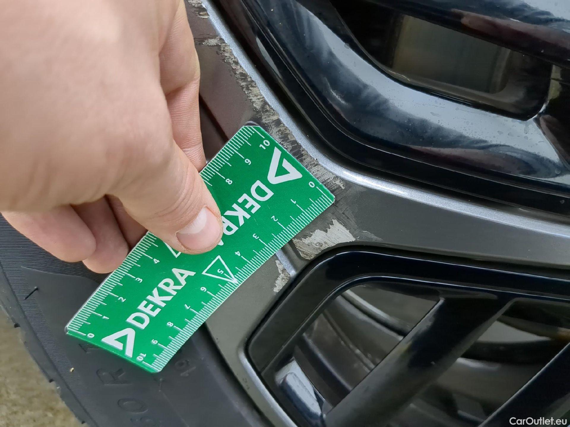  Citroen  C4 CITROEN  X / 2022 / 4P / Berline PureTech 130 S&S EAT8 Feel Pack #1