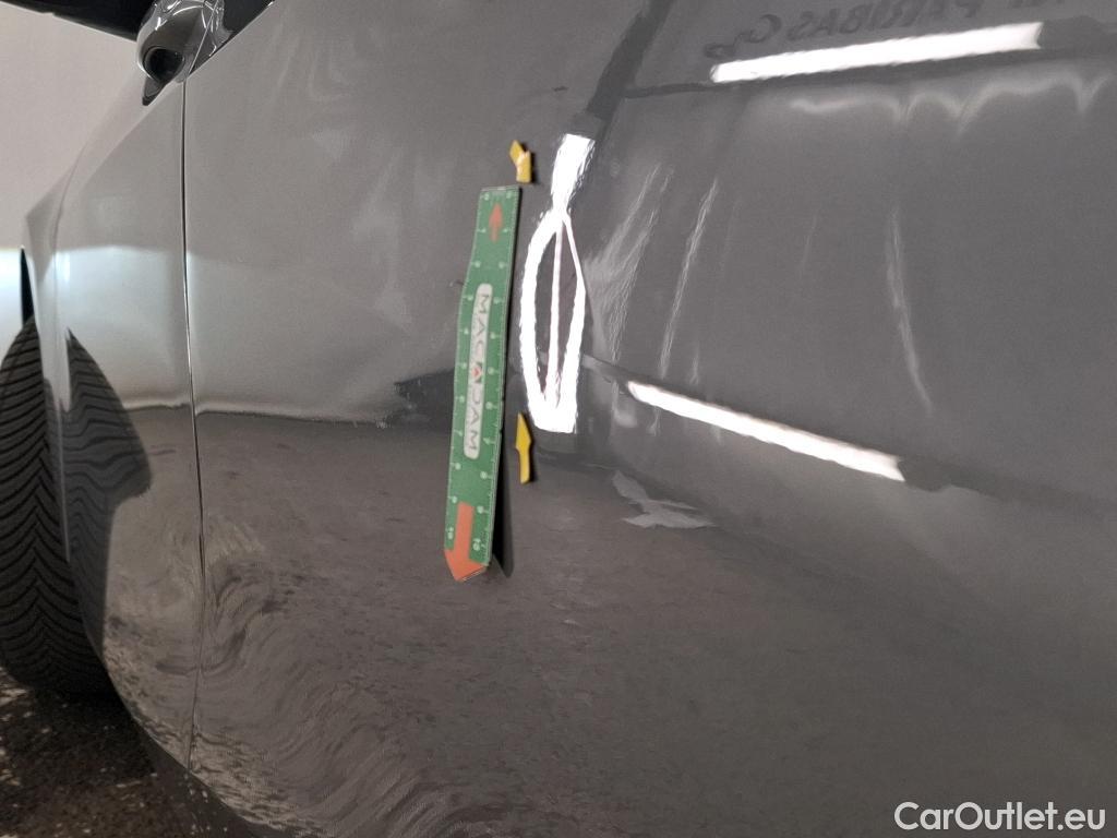  Bmw  Serie 1 1 Berline 116 d Business Design 1.5 115CV BVA7 E6d #2