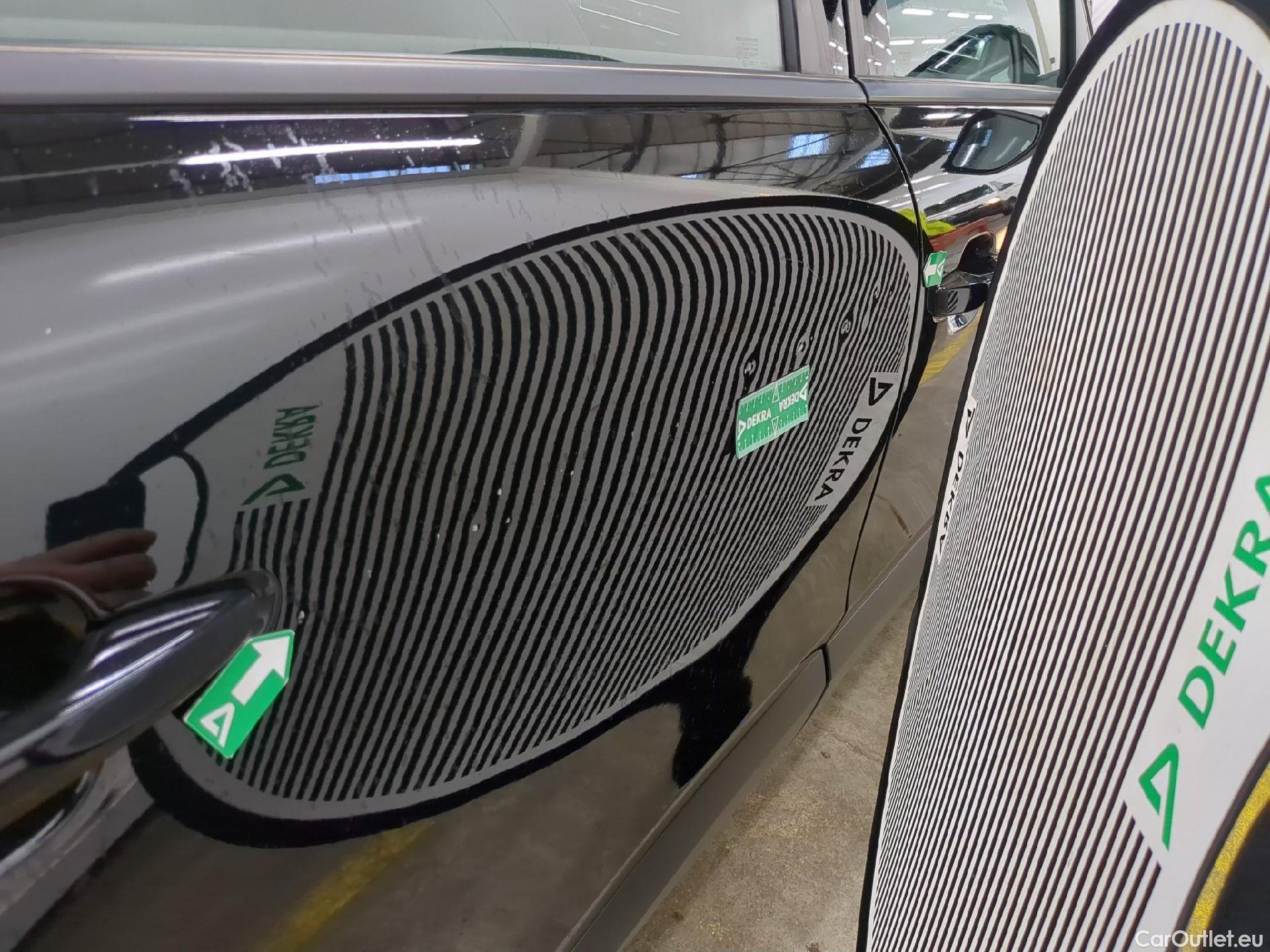  Citroen  C4 CITROEN  X / 2022 / 4P / Berline PureTech 130 S&S EAT8 Feel Pack #14