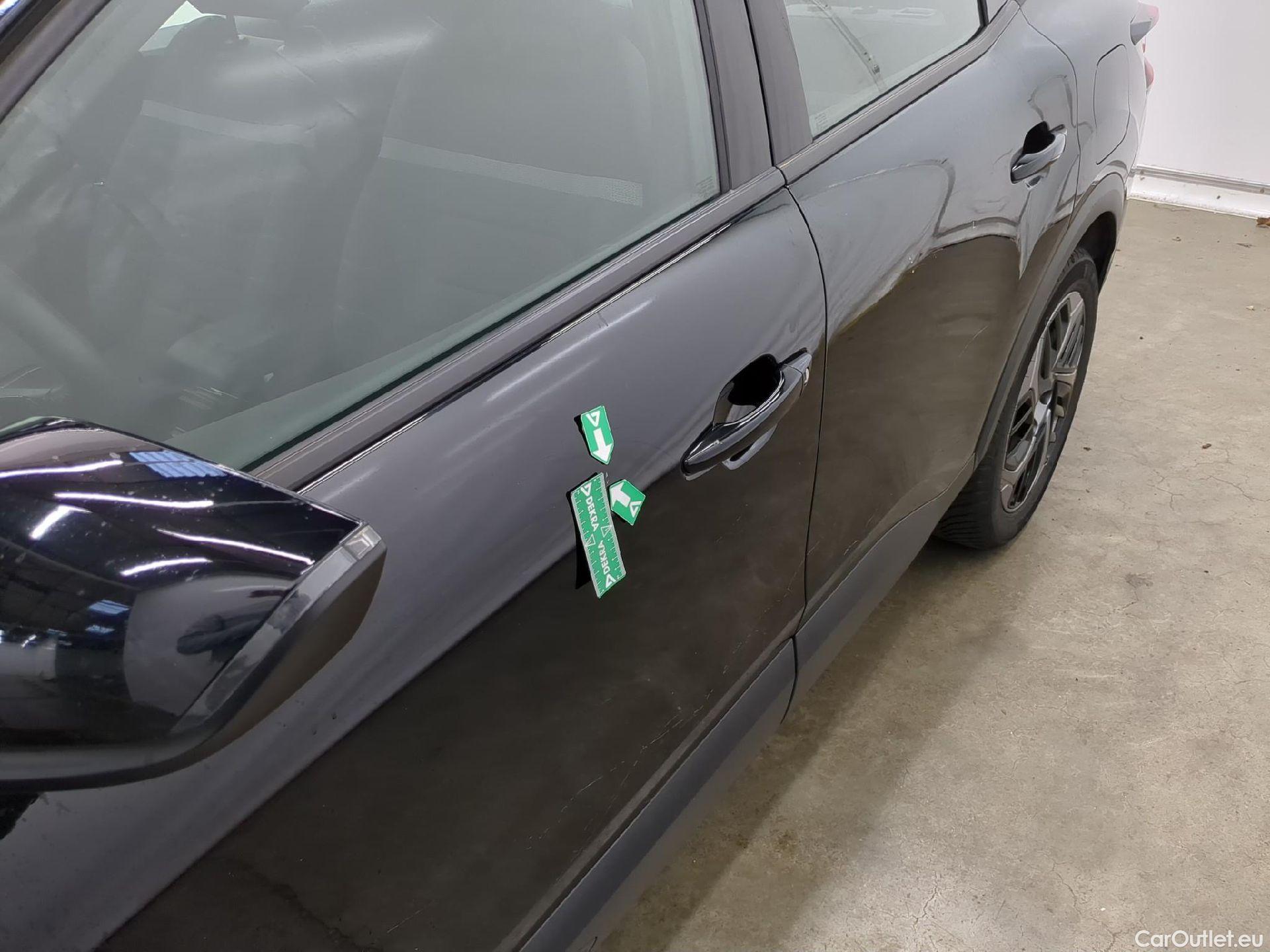  Citroen  C4 CITROEN  X / 2022 / 4P / Berline PureTech 130 S&S EAT8 Feel Pack #26