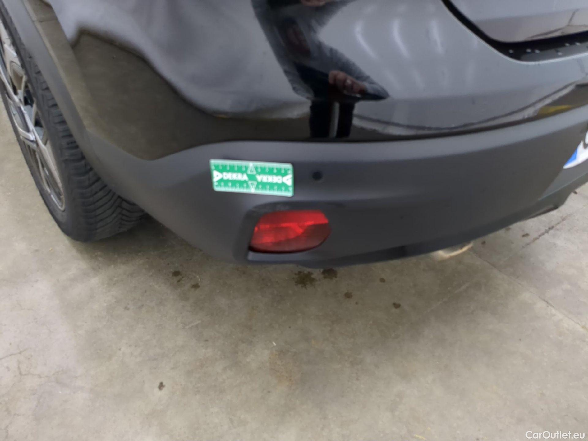  Citroen  C4 CITROEN  X / 2022 / 4P / Berline PureTech 130 S&S EAT8 Feel Pack #19