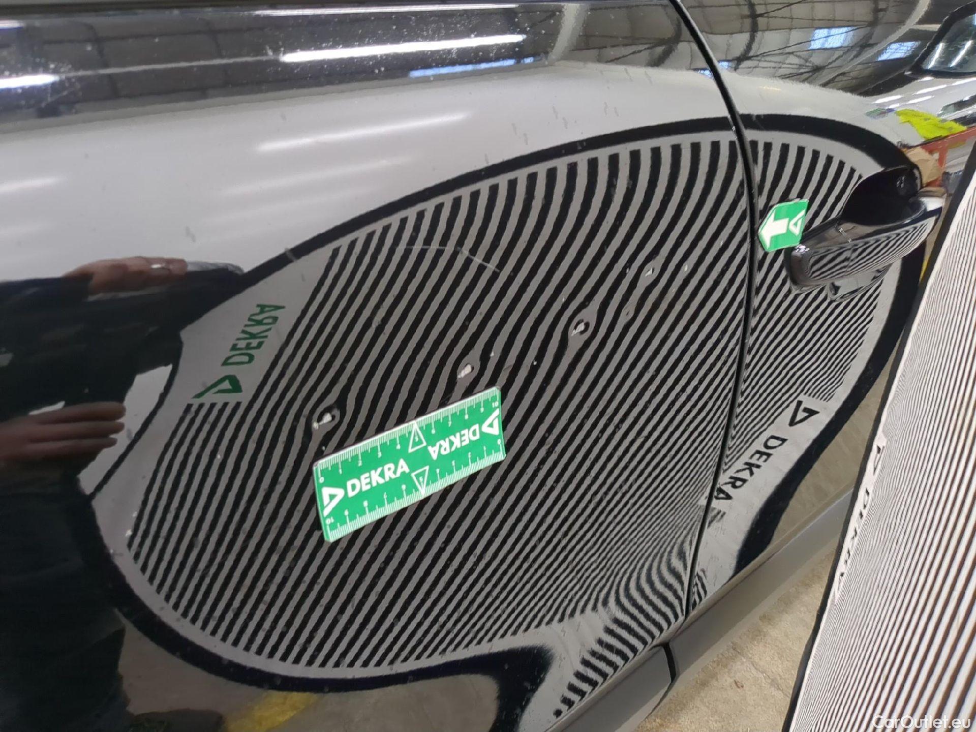  Citroen  C4 CITROEN  X / 2022 / 4P / Berline PureTech 130 S&S EAT8 Feel Pack #16