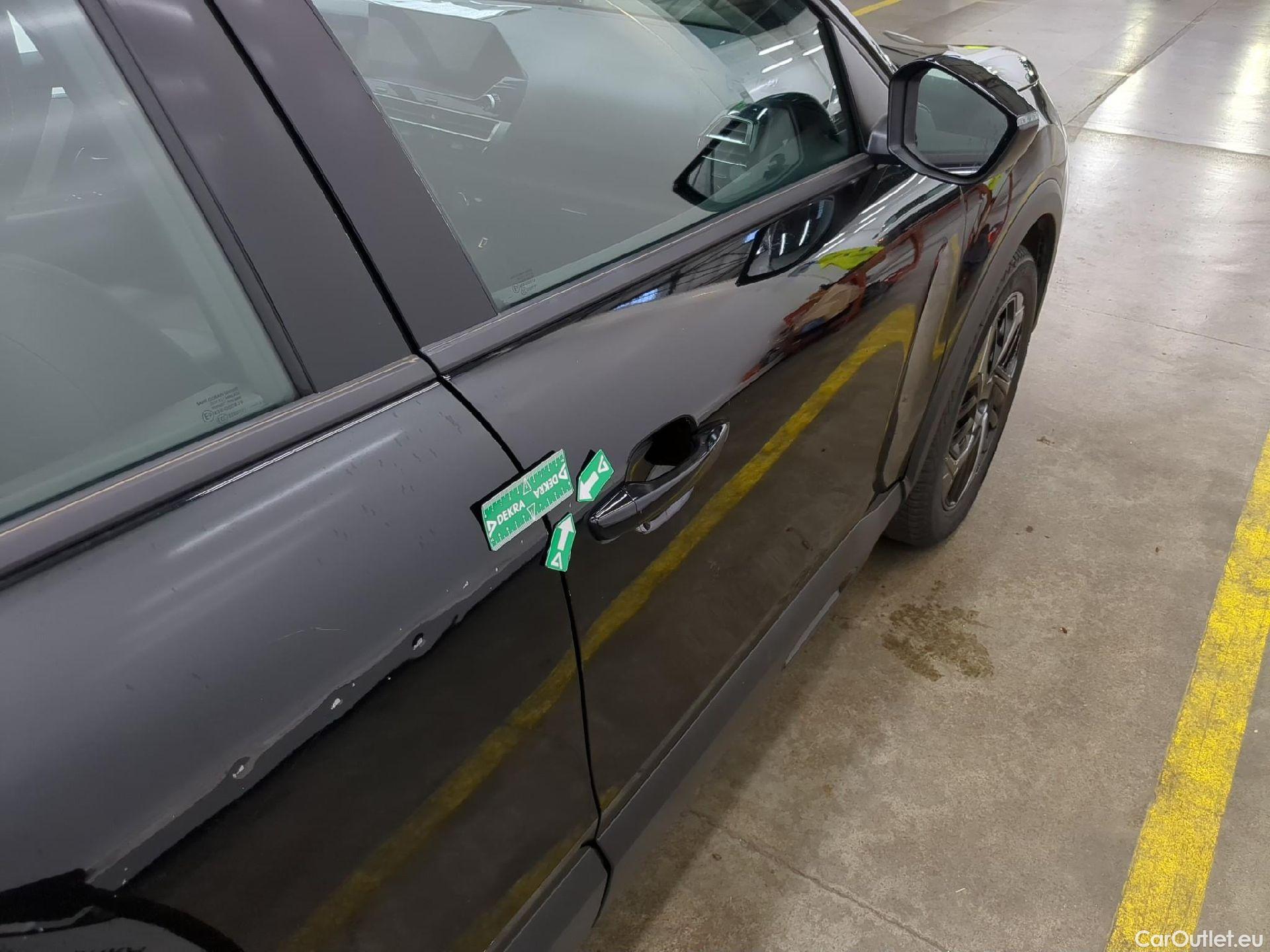  Citroen  C4 CITROEN  X / 2022 / 4P / Berline PureTech 130 S&S EAT8 Feel Pack #18