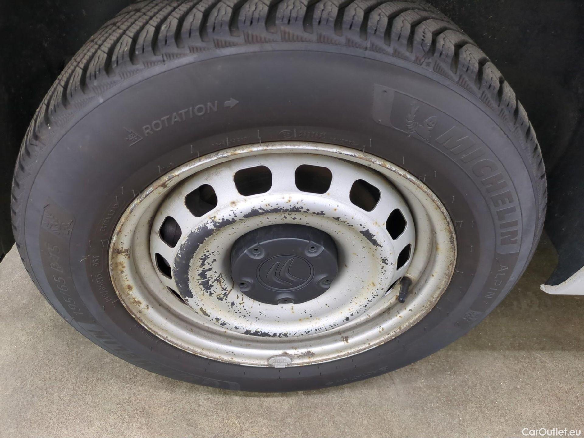  Citroen  Berlingo  Fourgon Club M 650 1.5 BlueHDi 75CV BVM5 E6dT #12