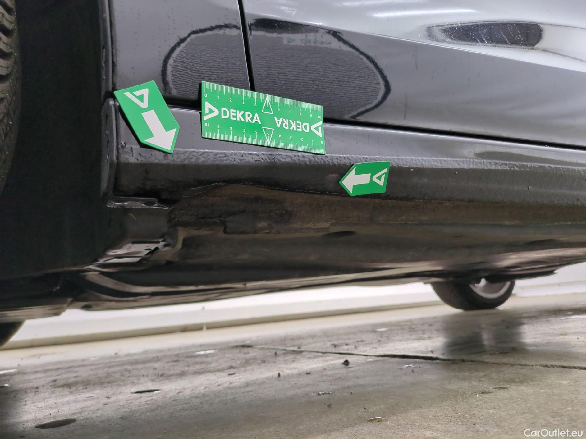  Audi  A3 AUDI  Sportback / 2020 / 5P / Berline 35 TFSI 150 MHEV S Tronic Business Line #47