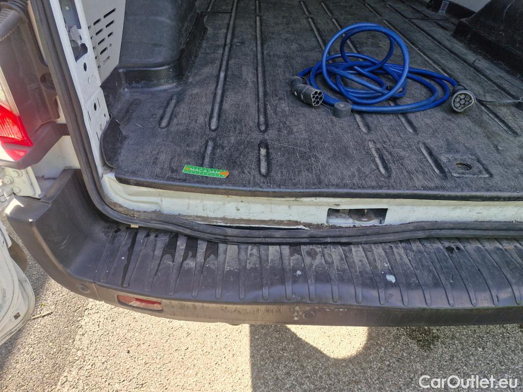  Ford  Transit FORD   2019  4P  Fourgon tôlé E 390 L3H3 elec184CH TREND BUSINE #76