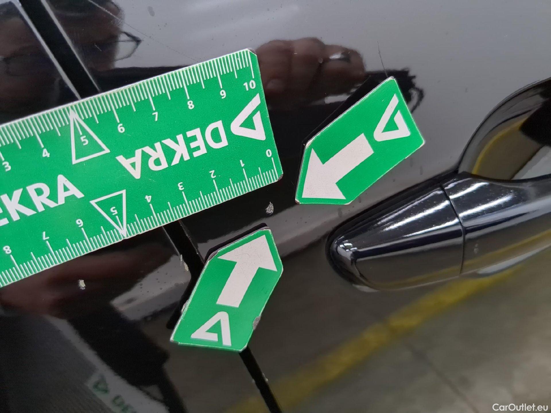  Citroen  C4 CITROEN  X / 2022 / 4P / Berline PureTech 130 S&S EAT8 Feel Pack #17