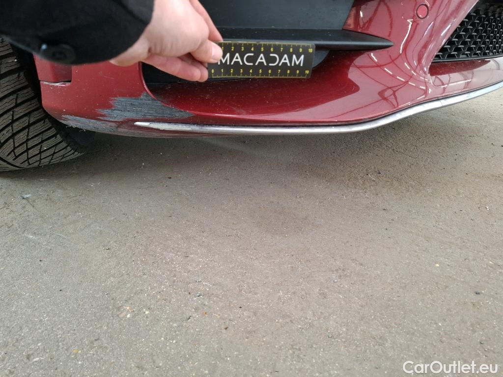  Mercedes  C-Klasse MERCEDES-BENZ Classe C Berline / 2018 / 4P / Berline C 200 d AMG Line #24