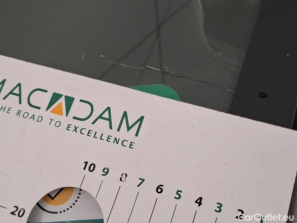  Peugeot  208  Affaire Premium Pack 1.5 HDi 100CV BVM5 E6dT #2