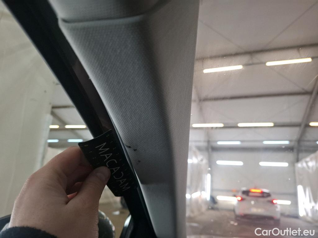  Opel   Grandland X Grandland X Edition 1.5 130CV BVA8 E6dT #26