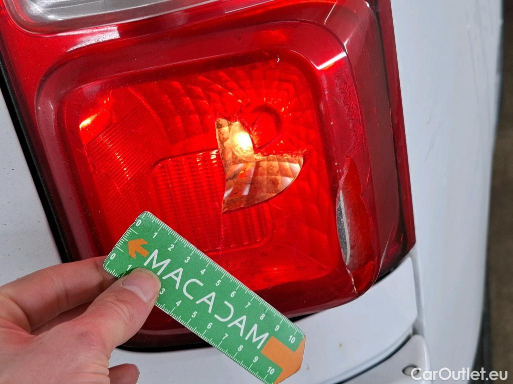  Peugeot  Expert  Fourgon Asphalt Standard 2.0 HDi 145CV BVM6 E6d #14