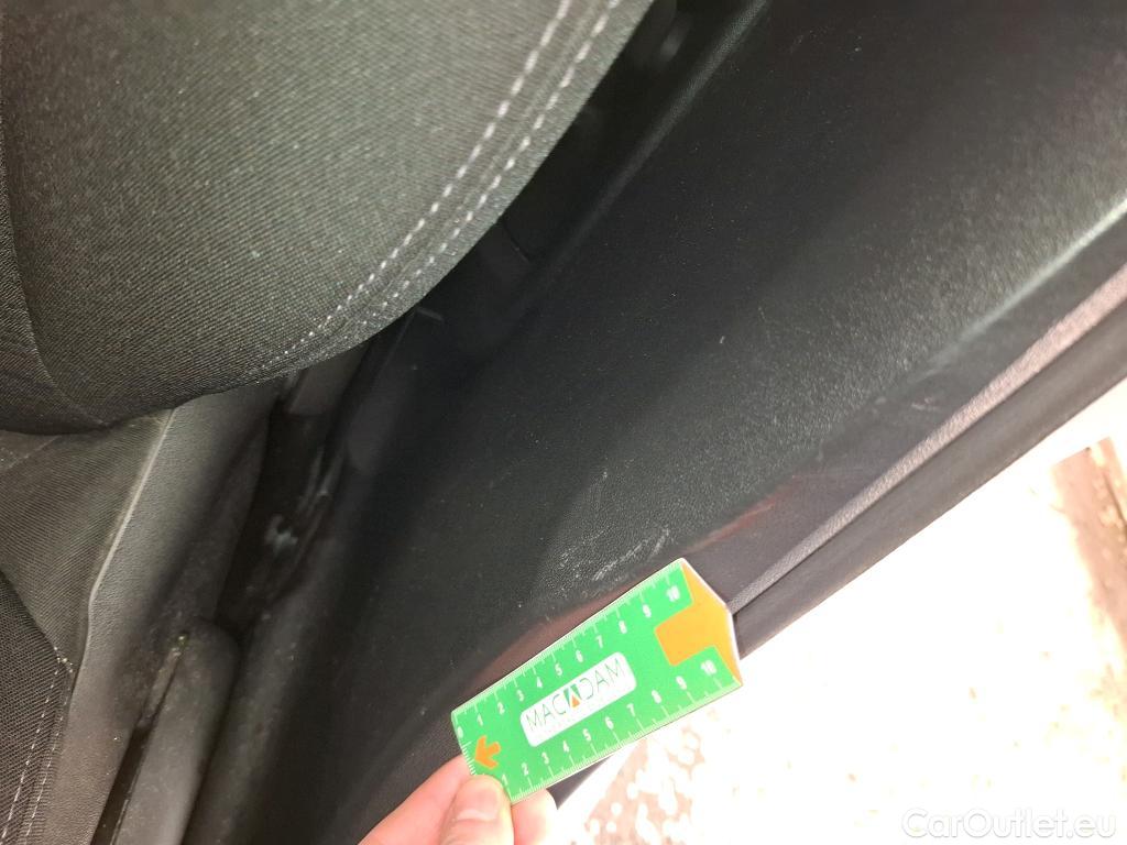  Peugeot  208  Affaire Premium Pack 1.5 HDi 100CV BVM5 E6dT #45