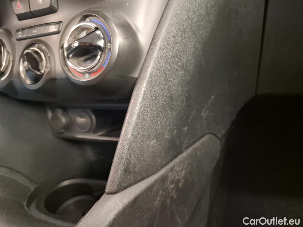  Peugeot  208  Affaire Premium Pack 1.5 HDi 100CV BVM5 E6dT #40