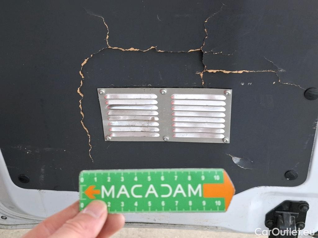  Peugeot  Expert  Fourgon Asphalt Standard 2.0 HDi 145CV BVM6 E6d #18