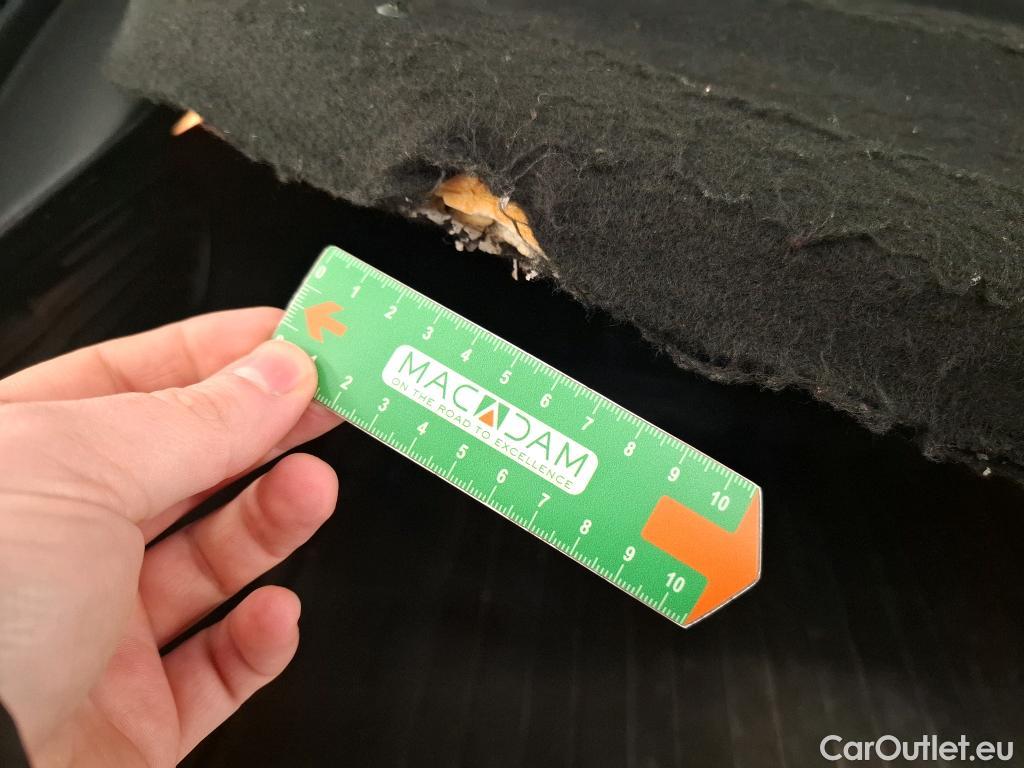  Peugeot  208  Affaire Premium Pack 1.5 HDi 100CV BVM5 E6dT #37