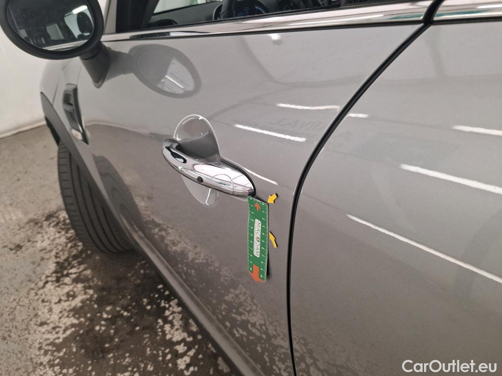  Mini  Countryman MINI   2020  5P  Crossover Cooper Essential 136 ch BVA7 #1