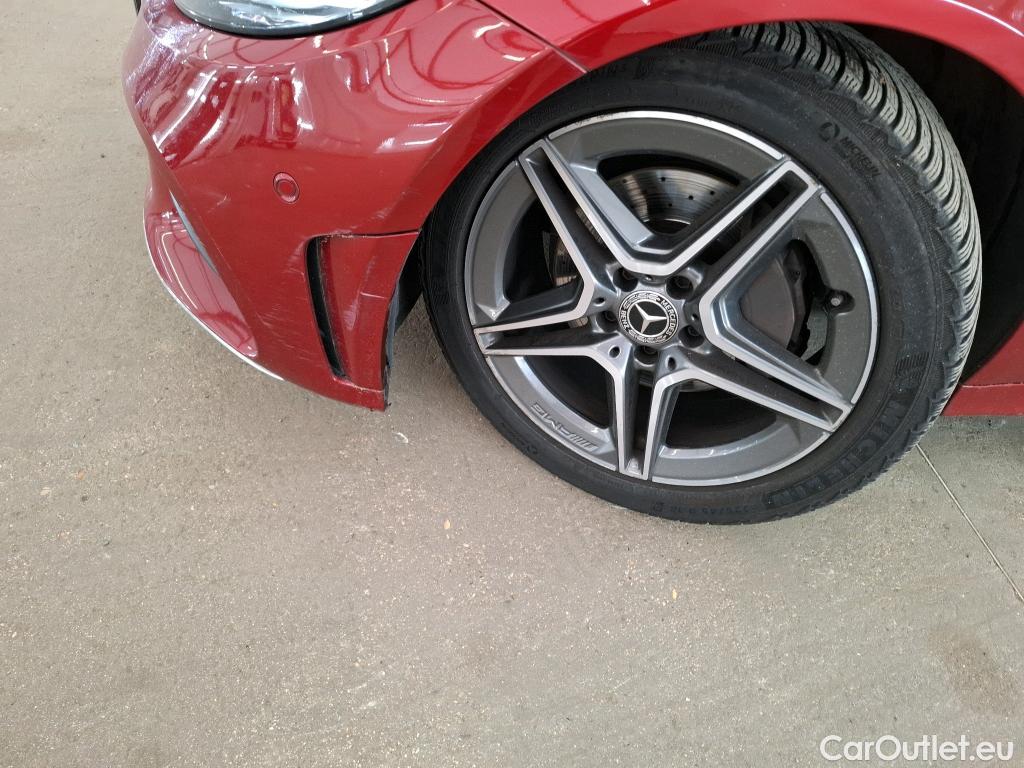 Mercedes  C-Klasse MERCEDES-BENZ Classe C Berline / 2018 / 4P / Berline C 200 d AMG Line #11
