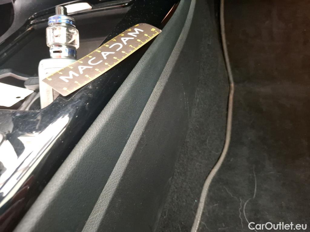  Mercedes  A-Klasse MERCEDES-BENZ Classe A Compact / 2018 / 5P / Berline A 180 Style Line 7G-DCT #3