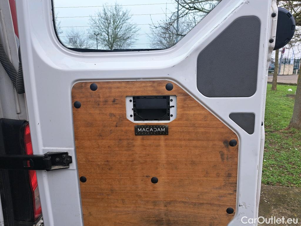  Volkswagen  Crafter  Fourgon Fourgon 35 mittlerer Radstand mit Hochdach FWD 2.0 140CV BVM6 #34