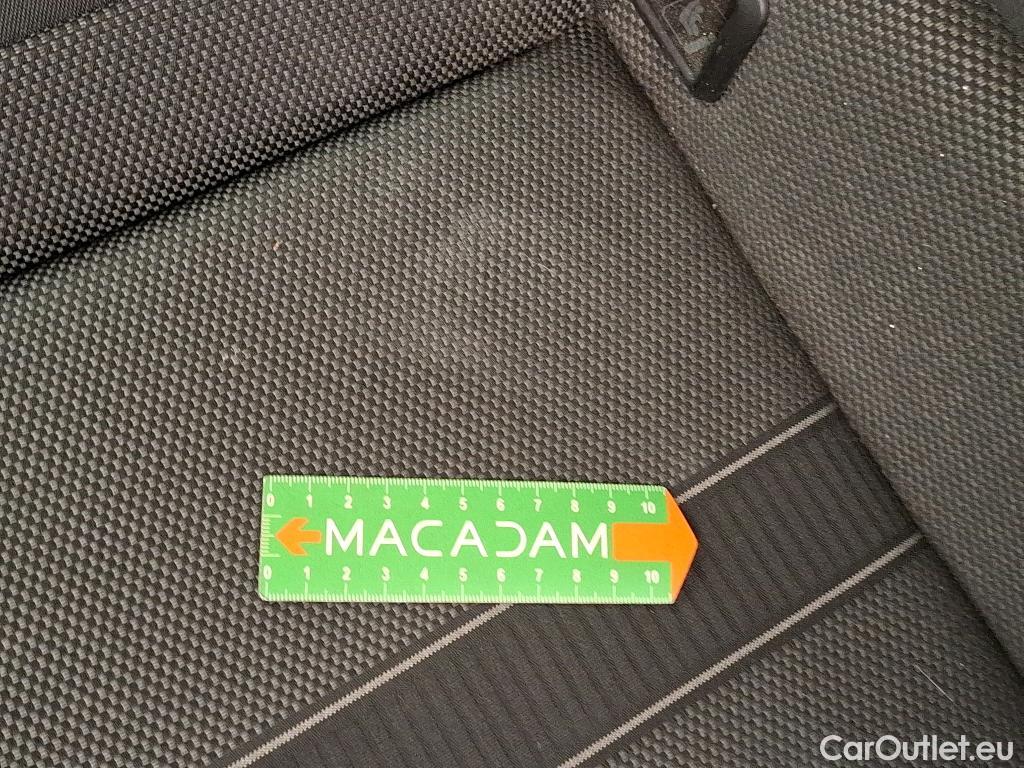  Volkswagen  T-ROC  Life Business 1.5 TSI 150CV BVA7 E6d #8