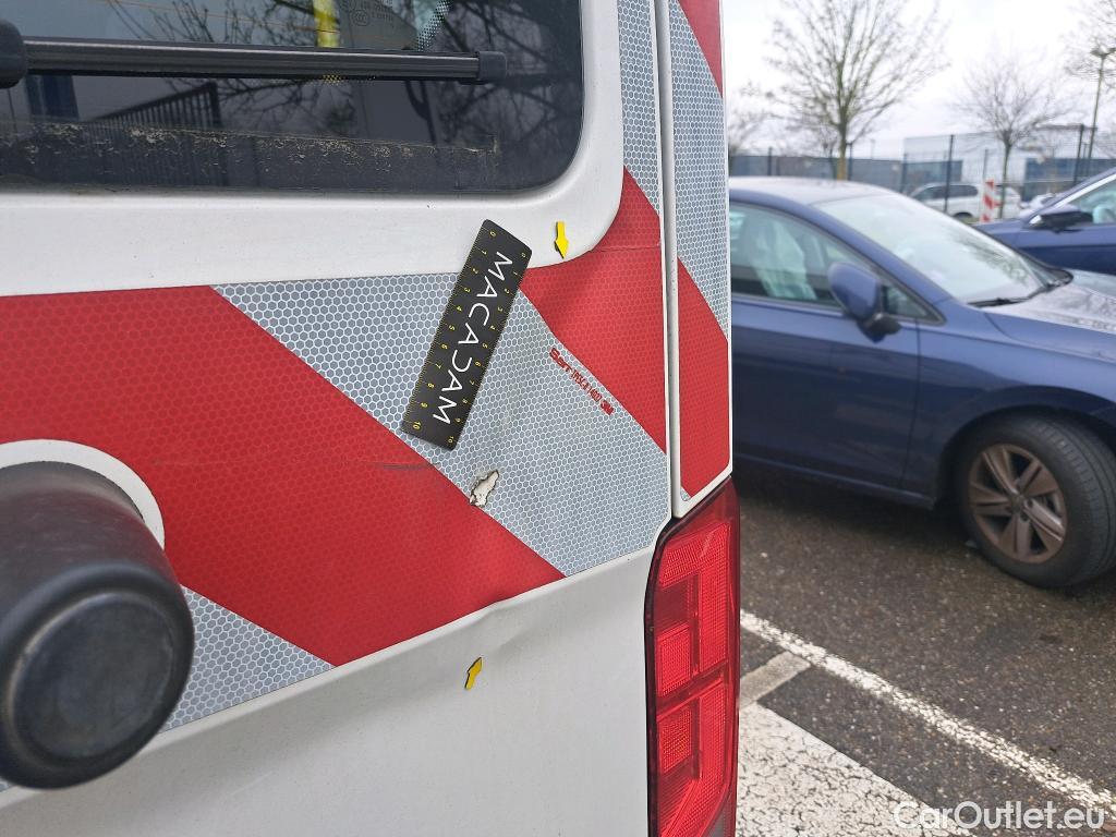  Volkswagen  Crafter  Fourgon Fourgon 35 mittlerer Radstand mit Hochdach FWD 2.0 140CV BVM6 #16