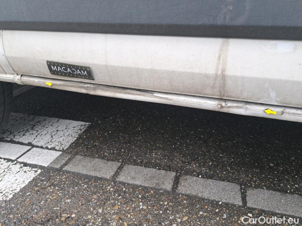  Volkswagen  Crafter  Fourgon Fourgon 35 mittlerer Radstand mit Hochdach FWD 2.0 140CV BVM6 #27