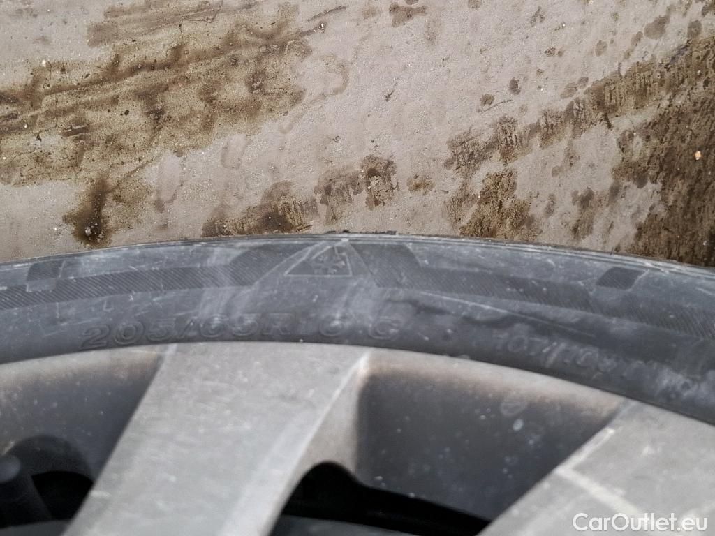  Renault  Trafic  Fourgon L2H1 1300 Confort 1.6 dCi #15