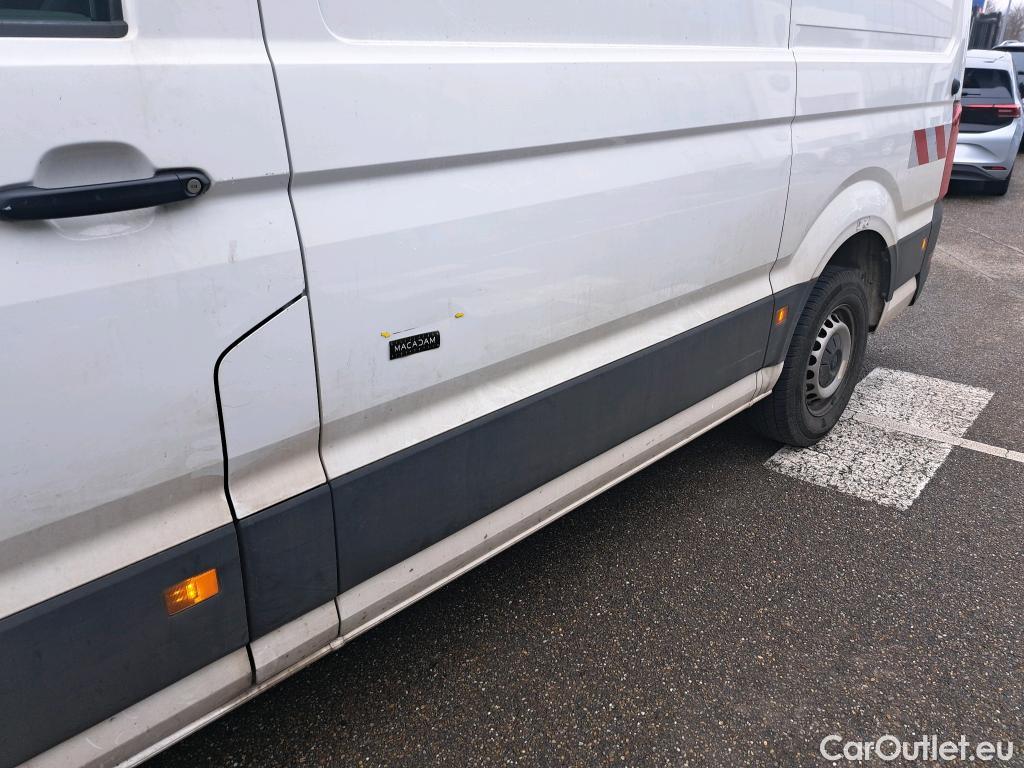  Volkswagen  Crafter  Fourgon Fourgon 35 mittlerer Radstand mit Hochdach FWD 2.0 140CV BVM6 #1