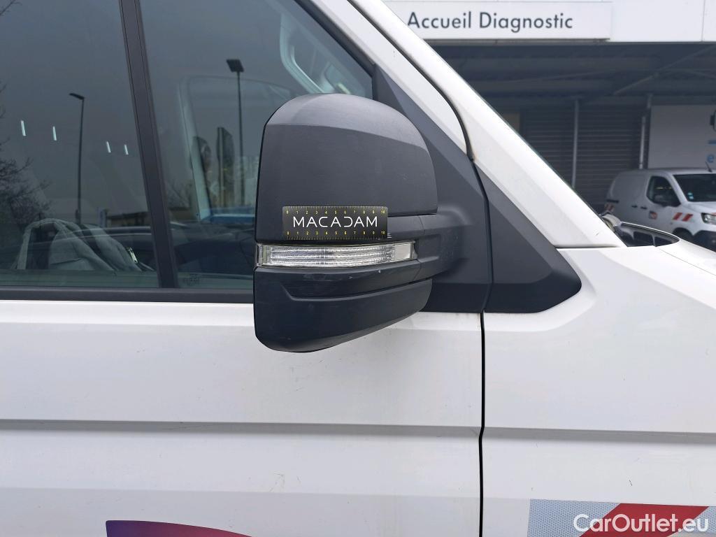  Volkswagen  Crafter  Fourgon Fourgon 35 mittlerer Radstand mit Hochdach FWD 2.0 140CV BVM6 #59