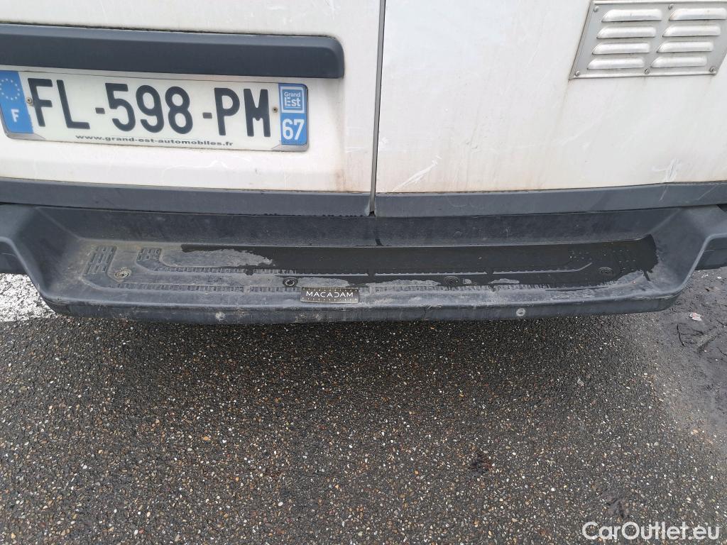  Volkswagen  Crafter  Fourgon Fourgon 35 mittlerer Radstand mit Hochdach FWD 2.0 140CV BVM6 #5