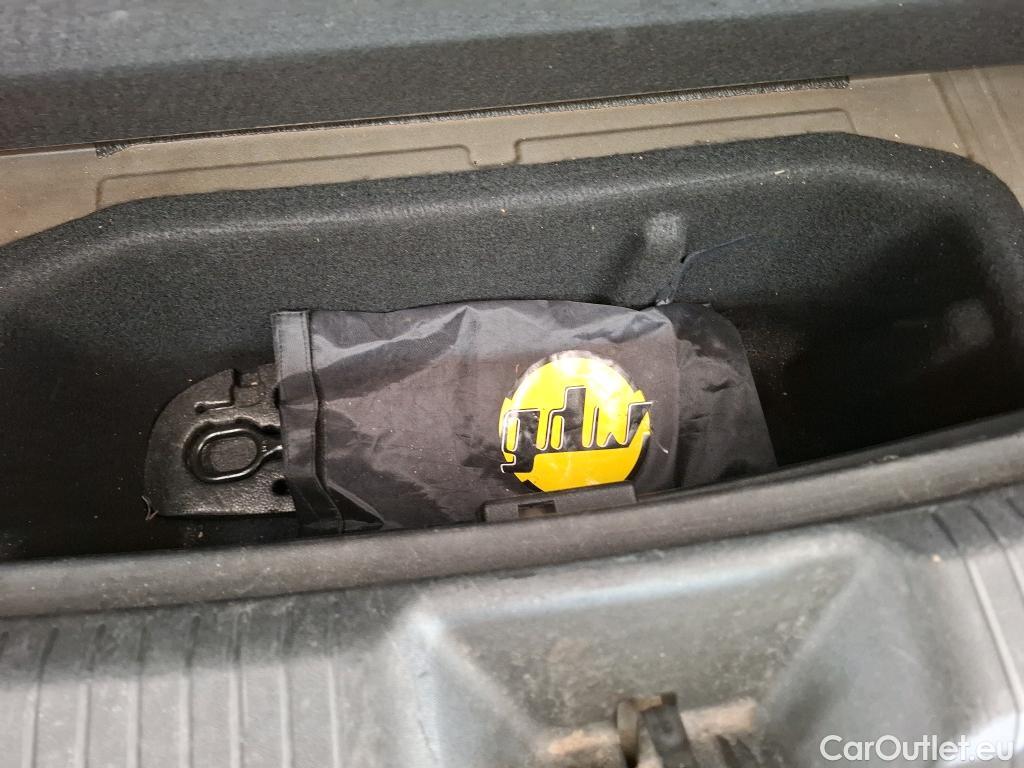  Volkswagen  ID.4  Business Pro Performance 77kWh BVA #37