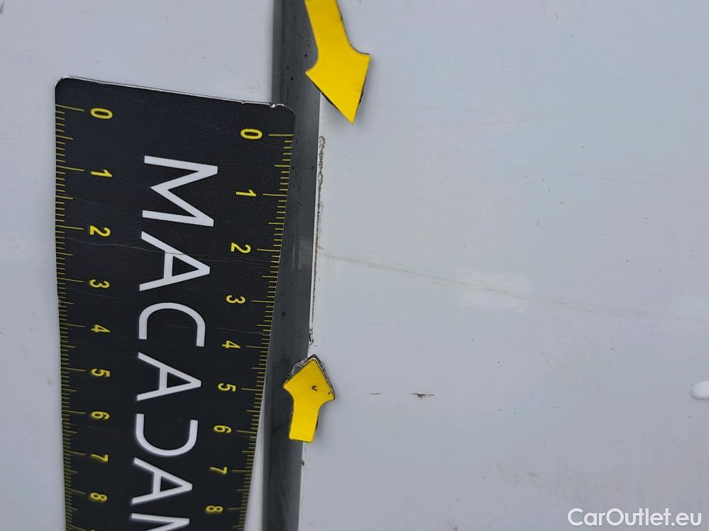  Volkswagen  Crafter  Fourgon Fourgon 35 mittlerer Radstand mit Hochdach FWD 2.0 140CV BVM6 #23