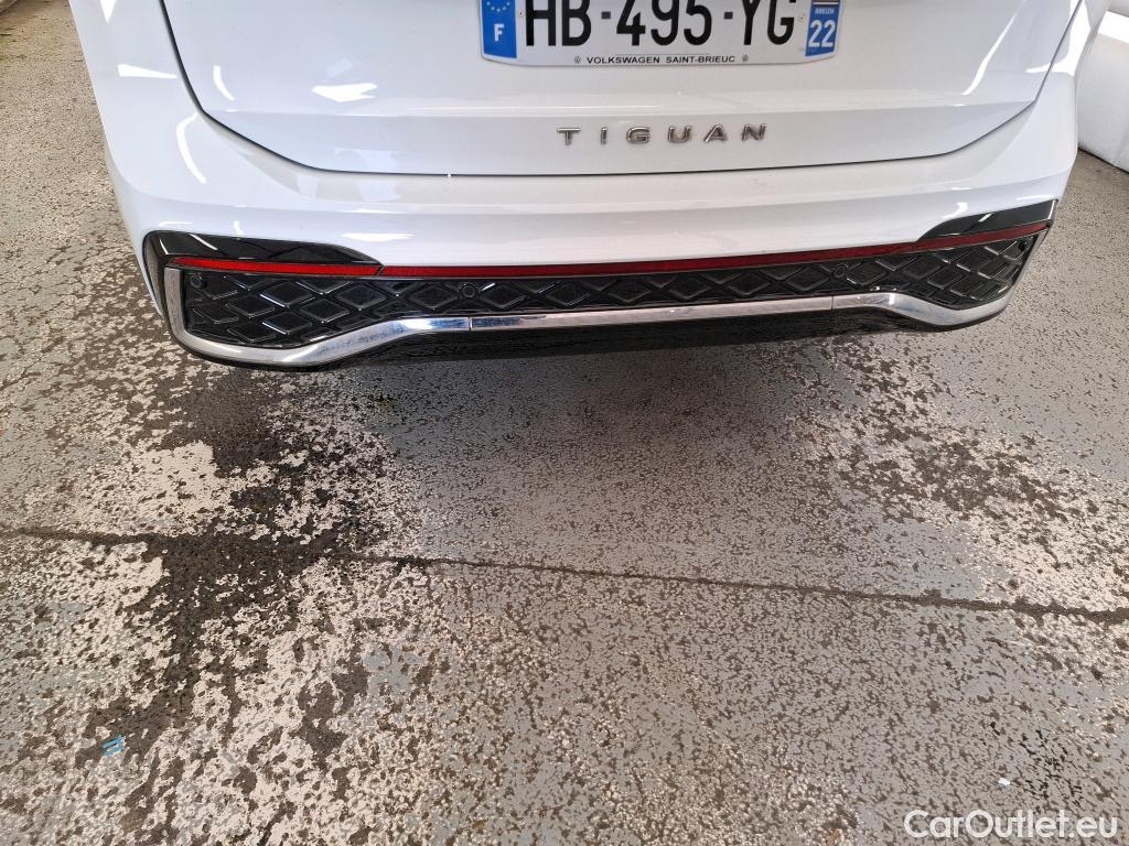  Volkswagen  Tiguan VOLKSWAGEN  / 2023 / 5P / SUV 2.0 TDI 150 DSG7 R-LINE EXCLUSIVE(SP) #5