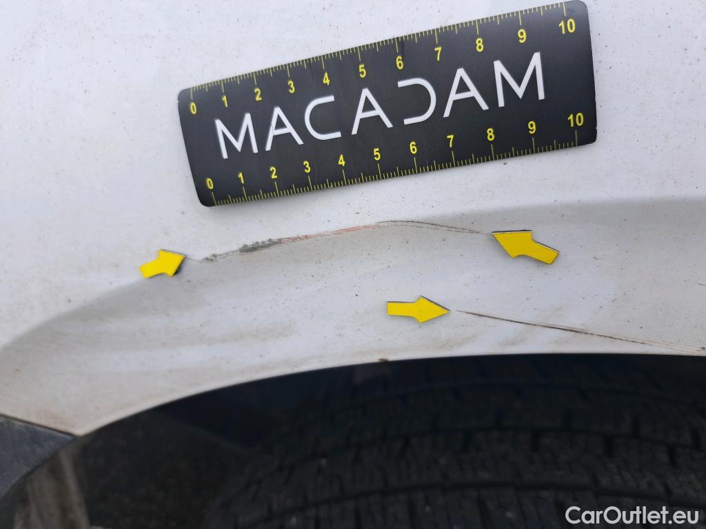  Volkswagen  Crafter  Fourgon Fourgon 35 mittlerer Radstand mit Hochdach FWD 2.0 140CV BVM6 #11