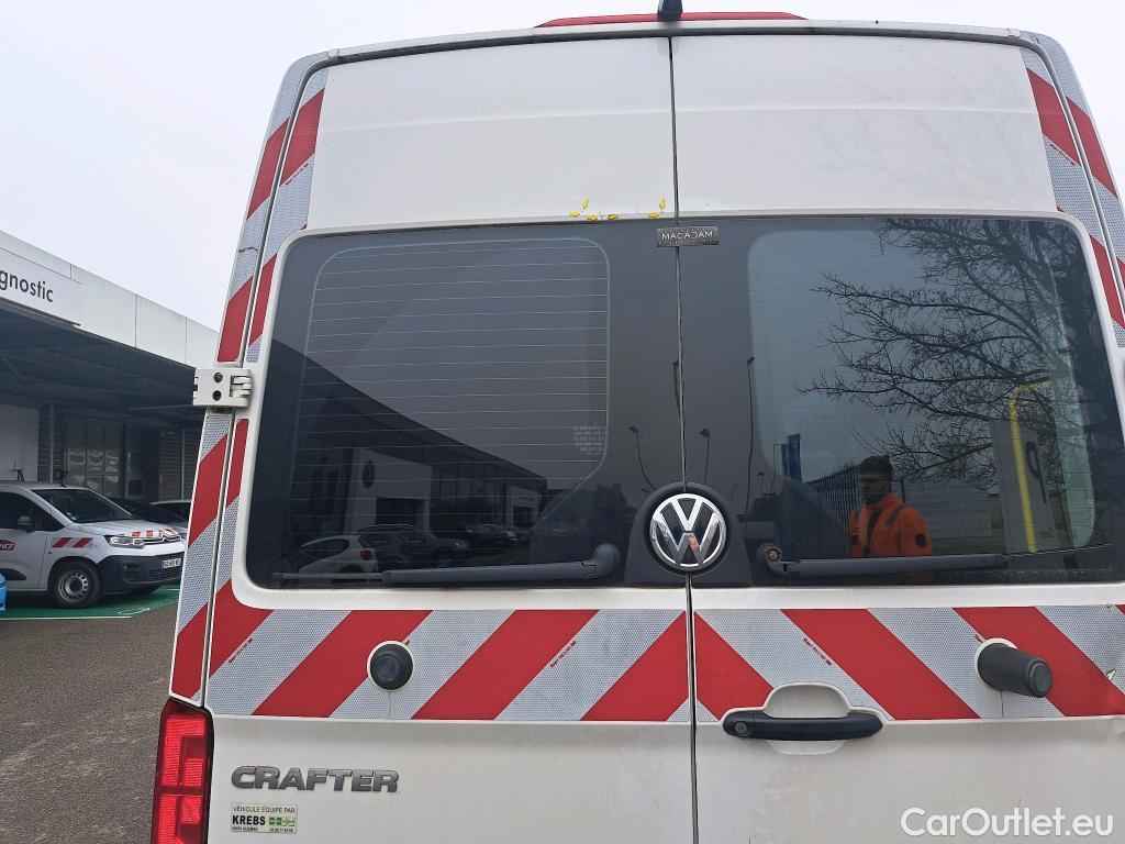  Volkswagen  Crafter  Fourgon Fourgon 35 mittlerer Radstand mit Hochdach FWD 2.0 140CV BVM6 #65