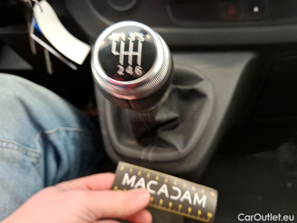  Renault  Trafic  Fourgon L2H1 1300 Confort 1.6 dCi #21