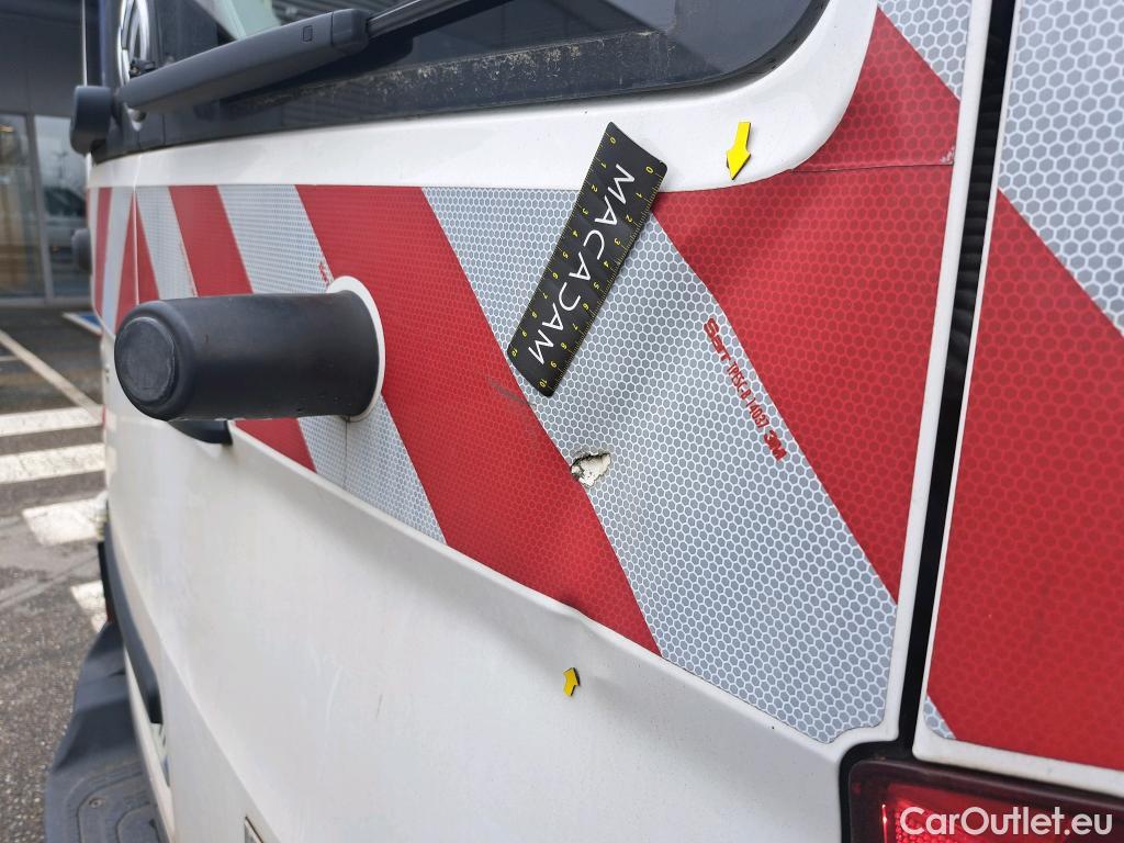  Volkswagen  Crafter  Fourgon Fourgon 35 mittlerer Radstand mit Hochdach FWD 2.0 140CV BVM6 #17