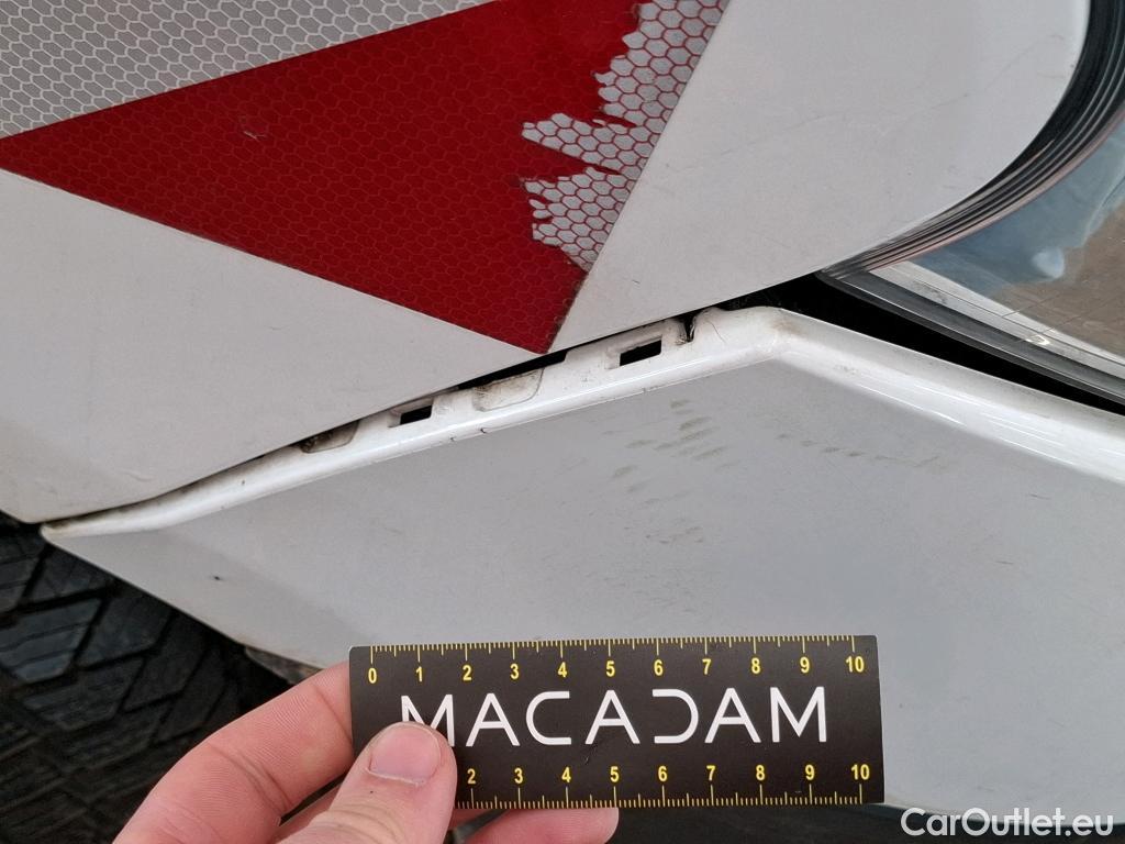  Renault  Trafic  Fourgon L2H1 1300 Confort 1.6 dCi #24