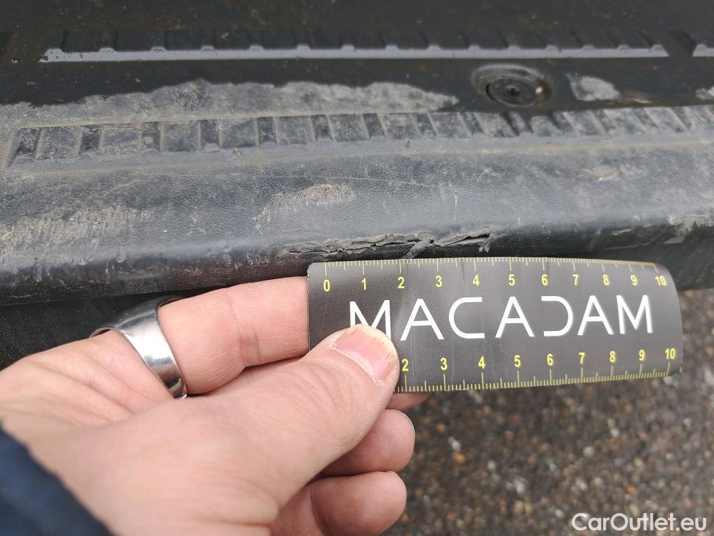  Volkswagen  Crafter  Fourgon Fourgon 35 mittlerer Radstand mit Hochdach FWD 2.0 140CV BVM6 #6