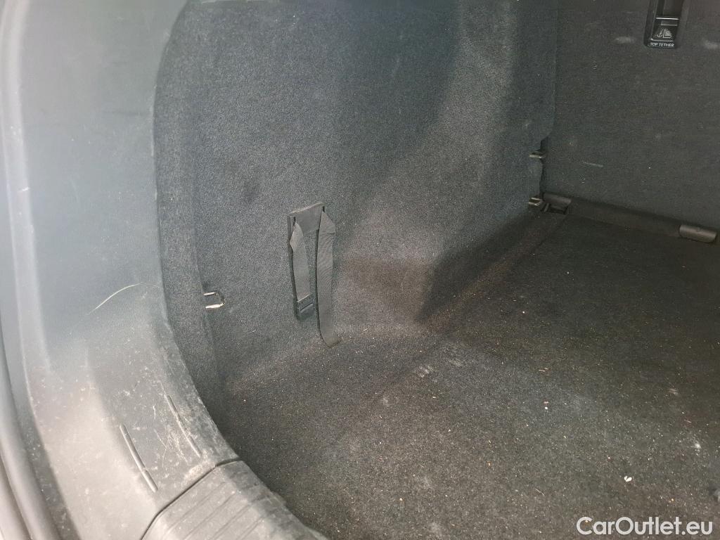  Volkswagen  ID.4  Business Pro Performance 77kWh BVA #38