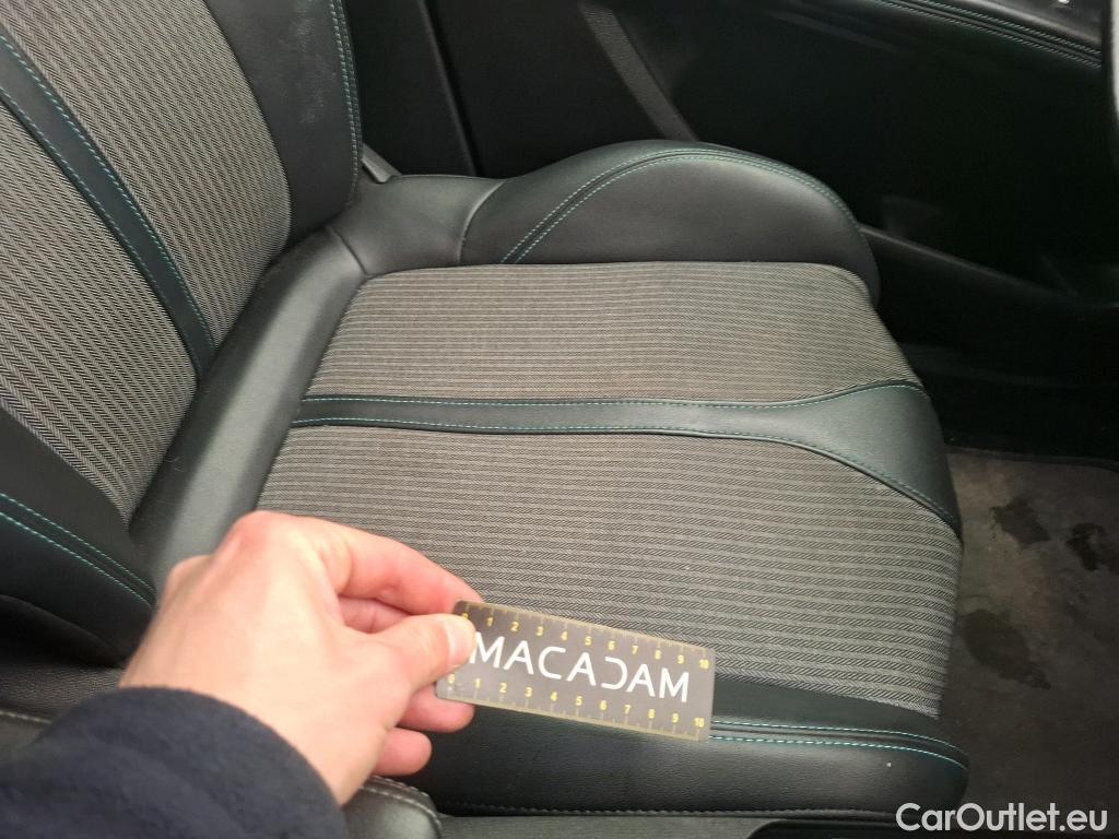  Peugeot  3008  II Allure Pack 1.2 PureTech 130CV BVA8 E6d #28