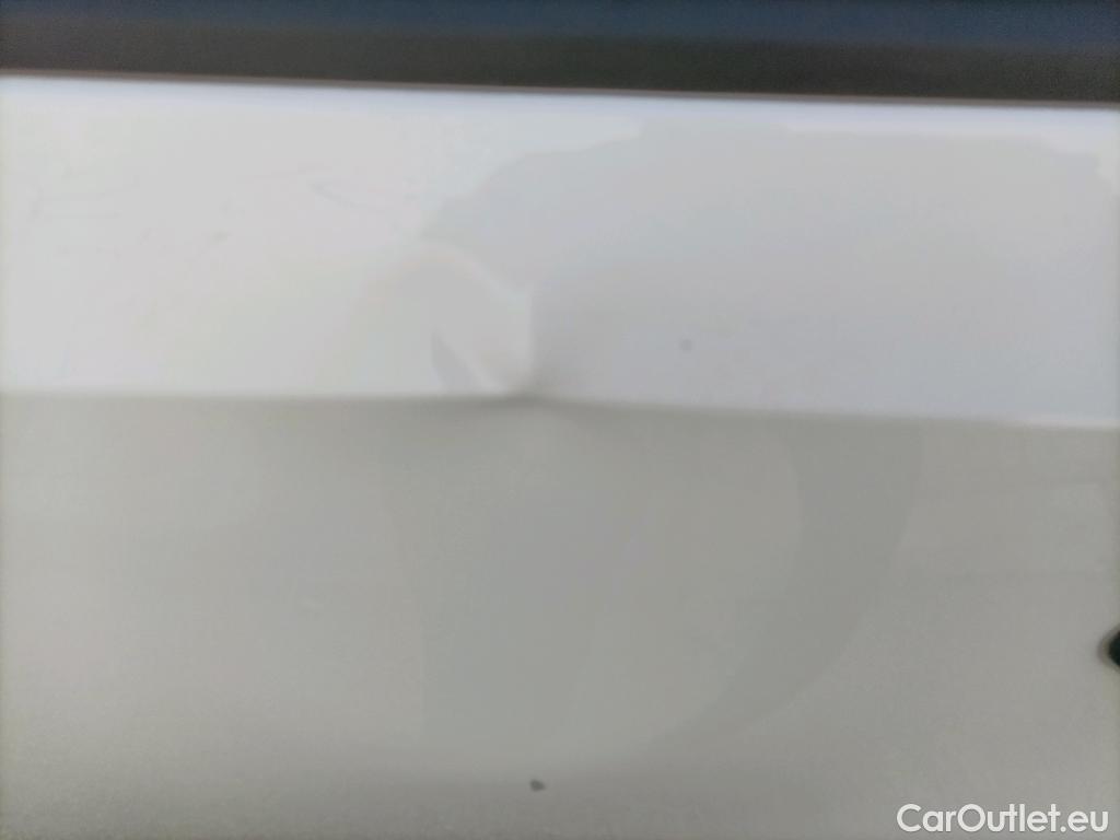  Volkswagen  Up VOLKSWAGEN e-! / 2016 / 5P / berlina con portón 61kW (83CV) #2