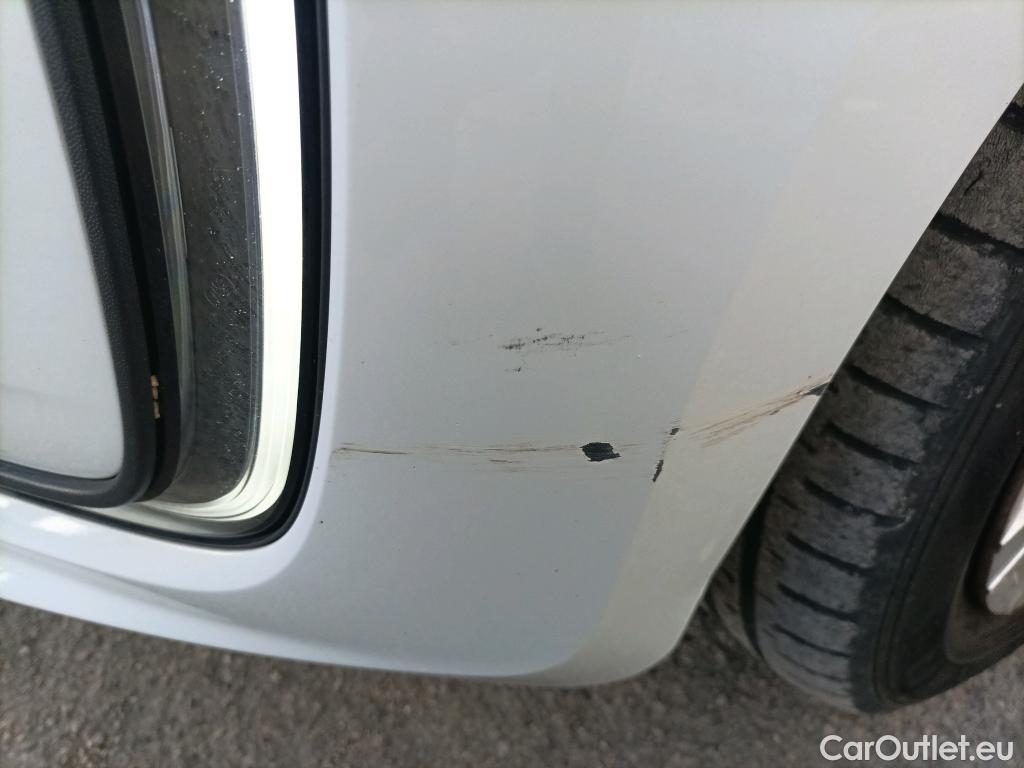  Volkswagen  Up VOLKSWAGEN e-! / 2016 / 5P / berlina con portón 61kW (83CV) #7