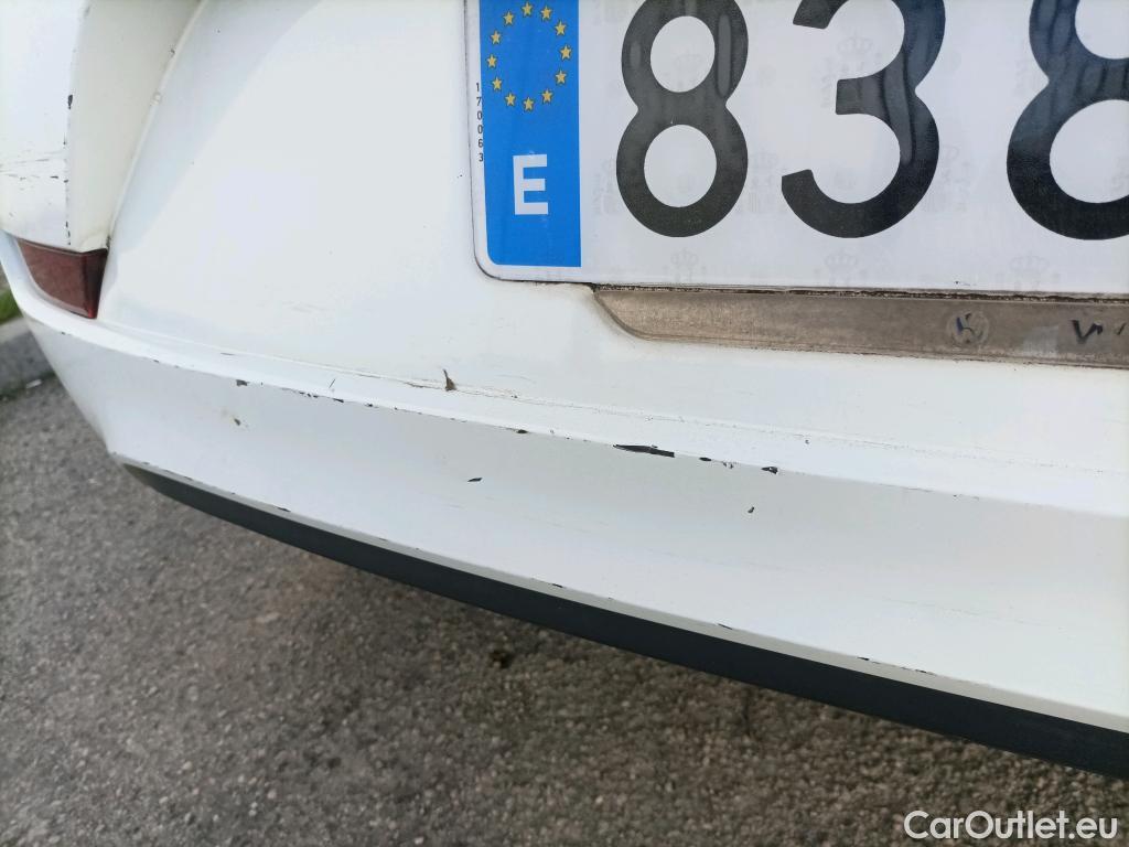  Volkswagen  Up VOLKSWAGEN e-! / 2016 / 5P / berlina con portón 61kW (83CV) #15