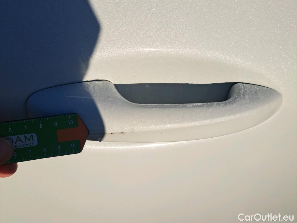  Mercedes  CLA-Klasse MERCEDES-BENZ CLA / 2019 / 4P / coupé CLA 250 e #30